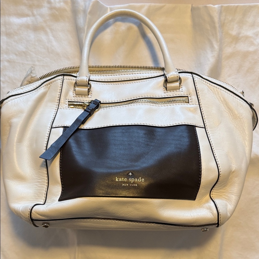 New kate spade city duffle White and Black Women's Bag